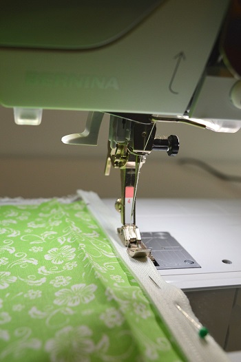 How to Sew a Pillow Closed With a Sewing Machine? » THE SEWING HUB